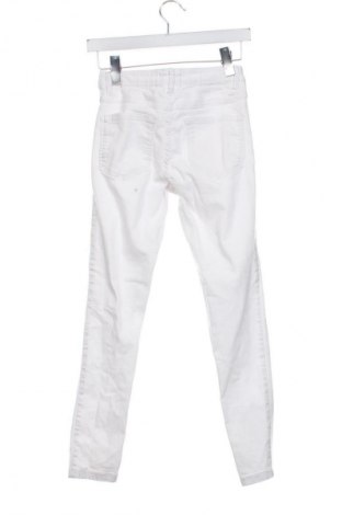 Дамски панталон Sinsay, Размер S, Цвят Бял, Цена 12,27 €