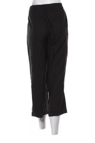 Дамски панталон Stradivarius, Размер S, Цвят Черен, Цена 13,80 €