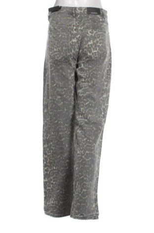 Дамски панталон Stradivarius, Размер S, Цвят Многоцветен, Цена 12,27 €