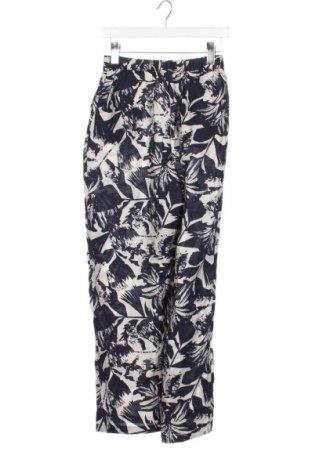 Pantaloni de femei Vero Moda, Mărime XS, Culoare Multicolor, Preț 45,15 Lei