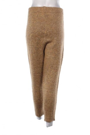 Дамски панталон Zara, Размер S, Цвят Кафяв, Цена 21,92 €