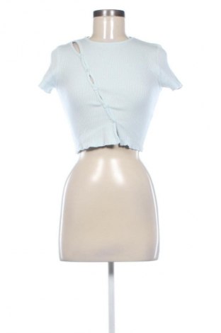 Damski sweter Bershka, Rozmiar M, Kolor Niebieski, Cena 67,99 zł