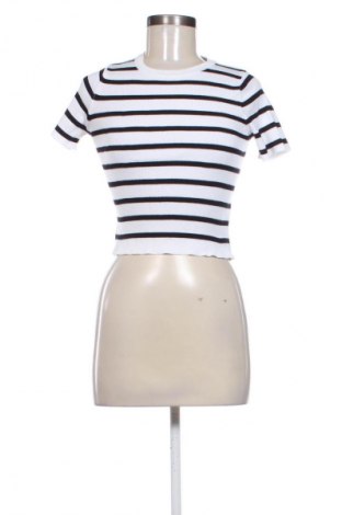 Γυναικείο πουλόβερ Reserved, Μέγεθος S, Χρώμα Πολύχρωμο, Τιμή 15,99 €