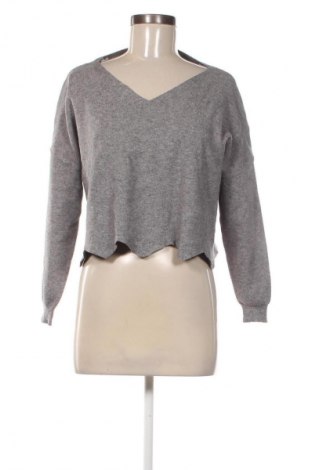 Dámský svetr SHEIN, Velikost S, Barva Šedá, Cena  159,00 Kč