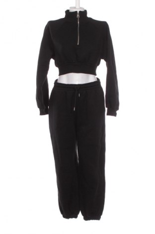 Γυναικείο αθλητικό σύνολο Trendyol, Μέγεθος L, Χρώμα Μαύρο, Τιμή 14,99 €