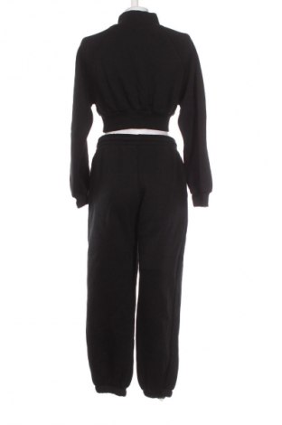 Γυναικείο αθλητικό σύνολο Trendyol, Μέγεθος L, Χρώμα Μαύρο, Τιμή 14,99 €