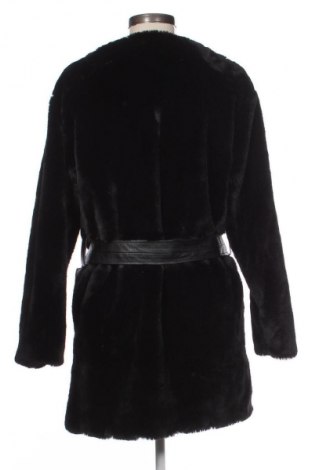 Dámský kabát  Pull&Bear, Velikost S, Barva Černá, Cena  1 169,00 Kč