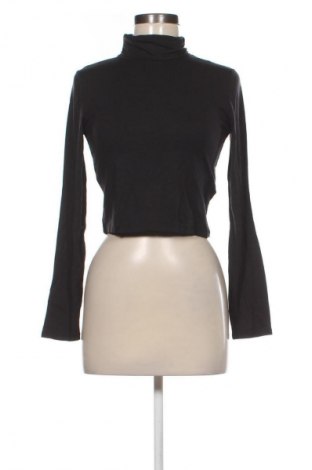 Дамско полo Bershka, Размер M, Цвят Черен, Цена 4,09 €