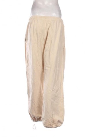 Дамско спортно долнище Beloved, Размер XL, Цвят Бежов, Цена 6,13 €