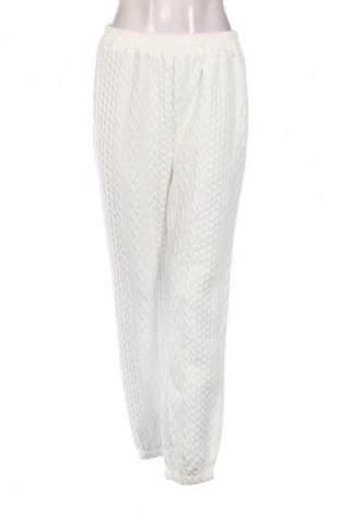 Дамско спортно долнище SHEIN, Размер M, Цвят Бял, Цена 7,15 €