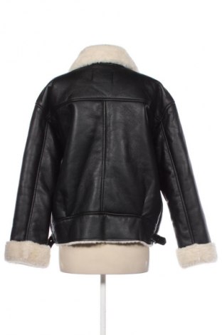 Geacă de femei Pull&Bear, Mărime L, Culoare Negru, Preț 125,99 Lei