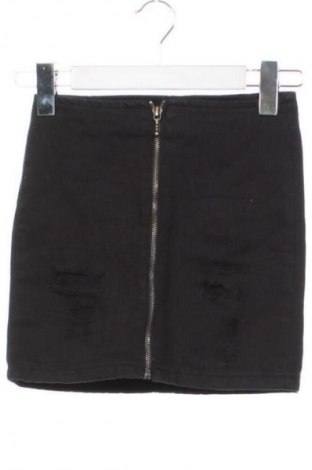 Kinderrock Reserved, Größe 6-7y/ 122-128 cm, Farbe Schwarz, Preis 14,00 €