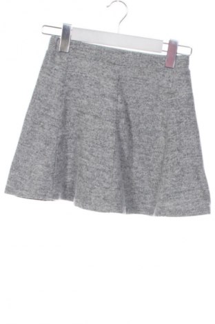 Kinderrock Reserved, Größe 5-6y/ 116-122 cm, Farbe Grau, Preis € 6,99