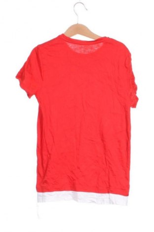 Детска тениска Terranova, Размер 7-8y/ 128-134 см, Цвят Червен, Цена 2,04 €