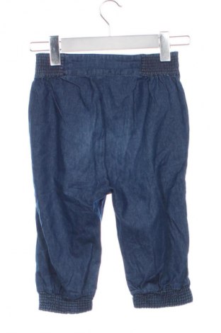 Dětské džíny  United Colors Of Benetton, Velikost 5-6y/ 116-122 cm, Barva Modrá, Cena  259,00 Kč