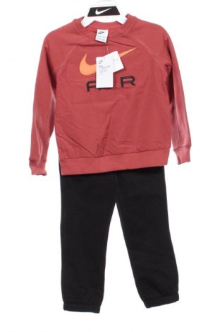 Detská športová súprava Nike, Veľkosť 4-5y/ 110-116 cm, Farba Viacfarebná, Cena  32,95 €