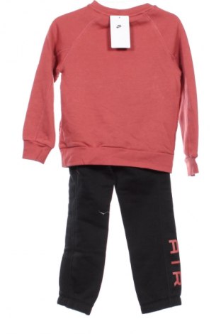 Dresy dziecięce Nike, Rozmiar 4-5y/ 110-116 cm, Kolor Kolorowy, Cena 145,99 zł