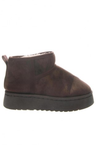 Дамски боти Unbranded, Размер 38, Цвят Кафяв, Цена 35,79 €
