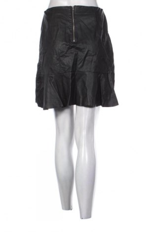 Kožená sukně  B.Young, Velikost M, Barva Černá, Cena  399,00 Kč