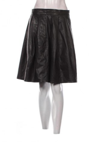 Кожена пола Just Female, Размер M, Цвят Черен, Цена 24,46 €