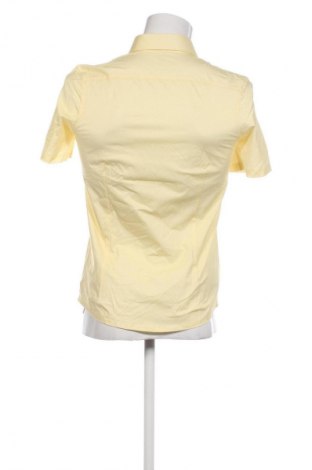 Мъжка риза Olymp, Размер S, Цвят Жълт, Цена 34,76 €