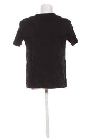 Pánské tričko  BOSS, Velikost L, Barva Černá, Cena  1 139,00 Kč