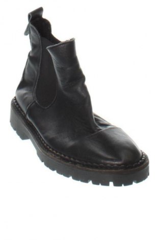 Мъжки обувки Shoe The Bear, Размер 41, Цвят Черен, Цена 104,81 €