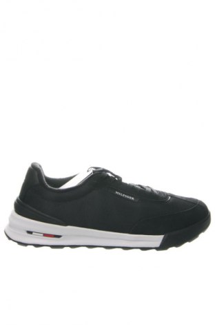 Férfi cipők
 Tommy Hilfiger, Méret 46, Szín Fekete, Ár 51 159 Ft, #135401168