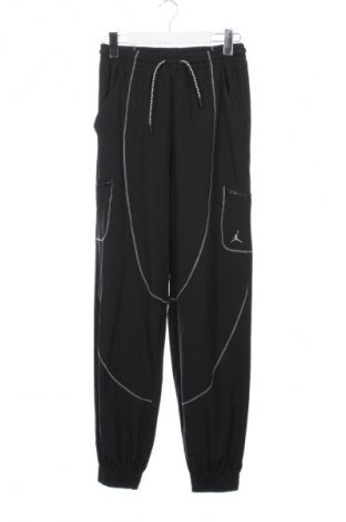 Мъжко спортно долнище Air Jordan Nike, Размер XS, Цвят Черен, Цена 16,87 €