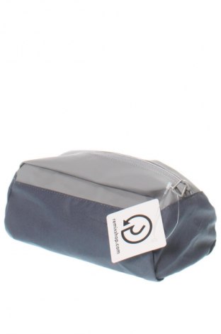 Kosmetiktasche Adidas, Farbe Mehrfarbig, Preis 27,99 €