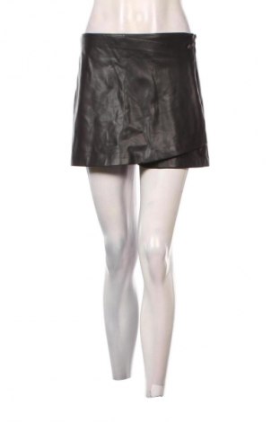 Παντελονόφουστα Stradivarius, Μέγεθος M, Χρώμα Μαύρο, Τιμή 5,99 €