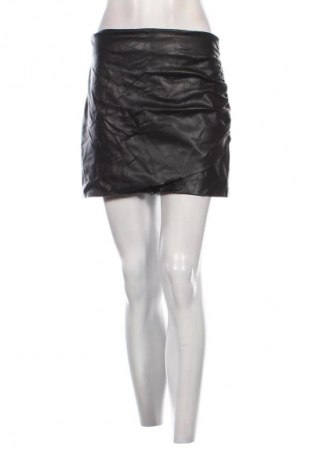 Fustă-pantalon Zara, Mărime M, Culoare Alb, Preț 27,99 Lei