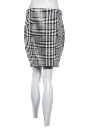 Пола Amisu, Размер L, Цвят Многоцветен, Цена 4,60 €