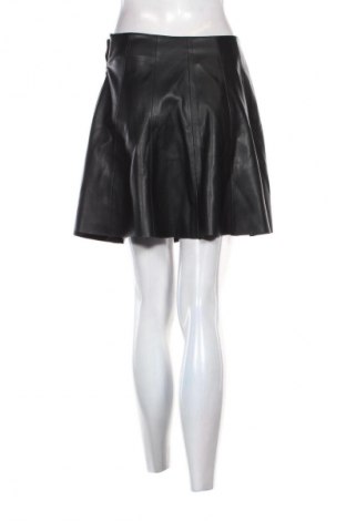 Spódnica Amisu, Rozmiar M, Kolor Czarny, Cena 53,58 zł