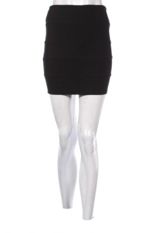 Sukně Amisu, Velikost S, Barva Černá, Cena  169,00 Kč