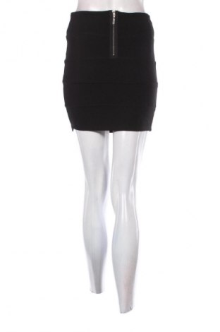 Sukně Amisu, Velikost S, Barva Černá, Cena  169,00 Kč