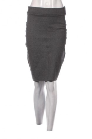 Sukně Amisu, Velikost M, Barva Šedá, Cena  79,00 Kč