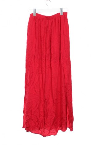 Sukně Bershka, Velikost XS, Barva Červená, Cena  249,00 Kč