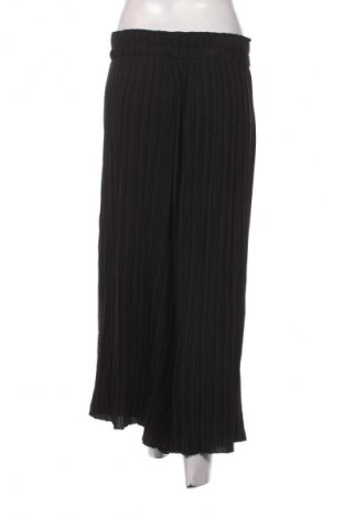 Fustă Bershka, Mărime S, Culoare Negru, Preț 17,99 Lei