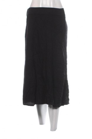 Sukně C&A, Velikost L, Barva Černá, Cena  119,00 Kč