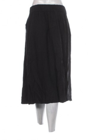 Sukně C&A, Velikost L, Barva Černá, Cena  119,00 Kč