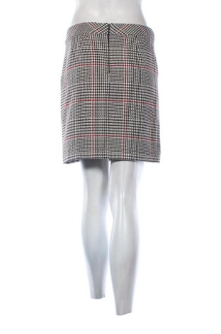 Пола Comma,, Размер M, Цвят Многоцветен, Цена 12,78 €