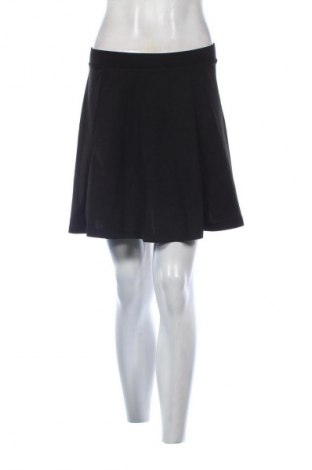 Пола Cropp, Размер M, Цвят Черен, Цена 11,76 €