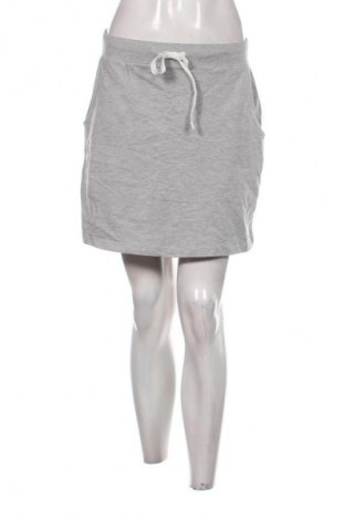 Пола Esmara, Размер S, Цвят Сив, Цена 3,06 €