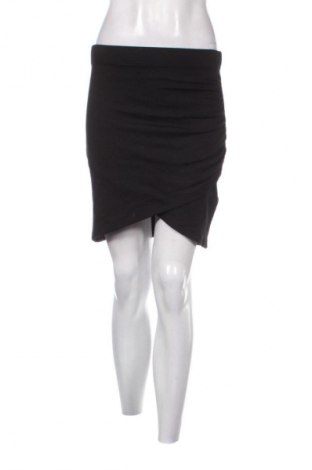 Пола Even&Odd, Размер S, Цвят Черен, Цена 3,57 €