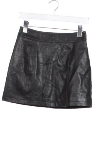 Пола Forever 21, Размер S, Цвят Черен, Цена 5,62 €