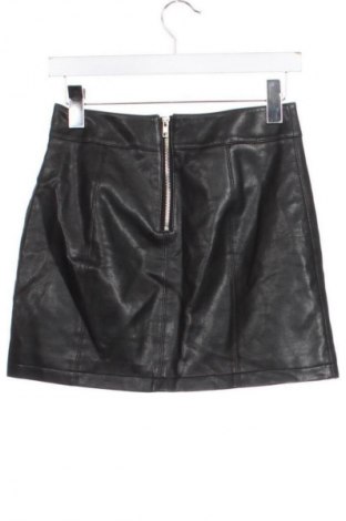 Пола Forever 21, Размер S, Цвят Черен, Цена 5,62 €