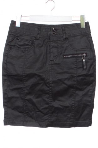 Rock Fransa, Größe S, Farbe Schwarz, Preis € 6,99