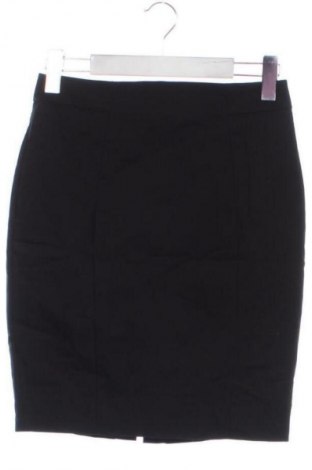 Пола H&M, Размер XS, Цвят Черен, Цена 2,04 €