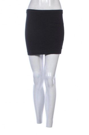 Sukně H&M, Velikost M, Barva Černá, Cena  189,00 Kč